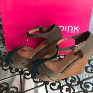 Beautiful Anthropologie wedges